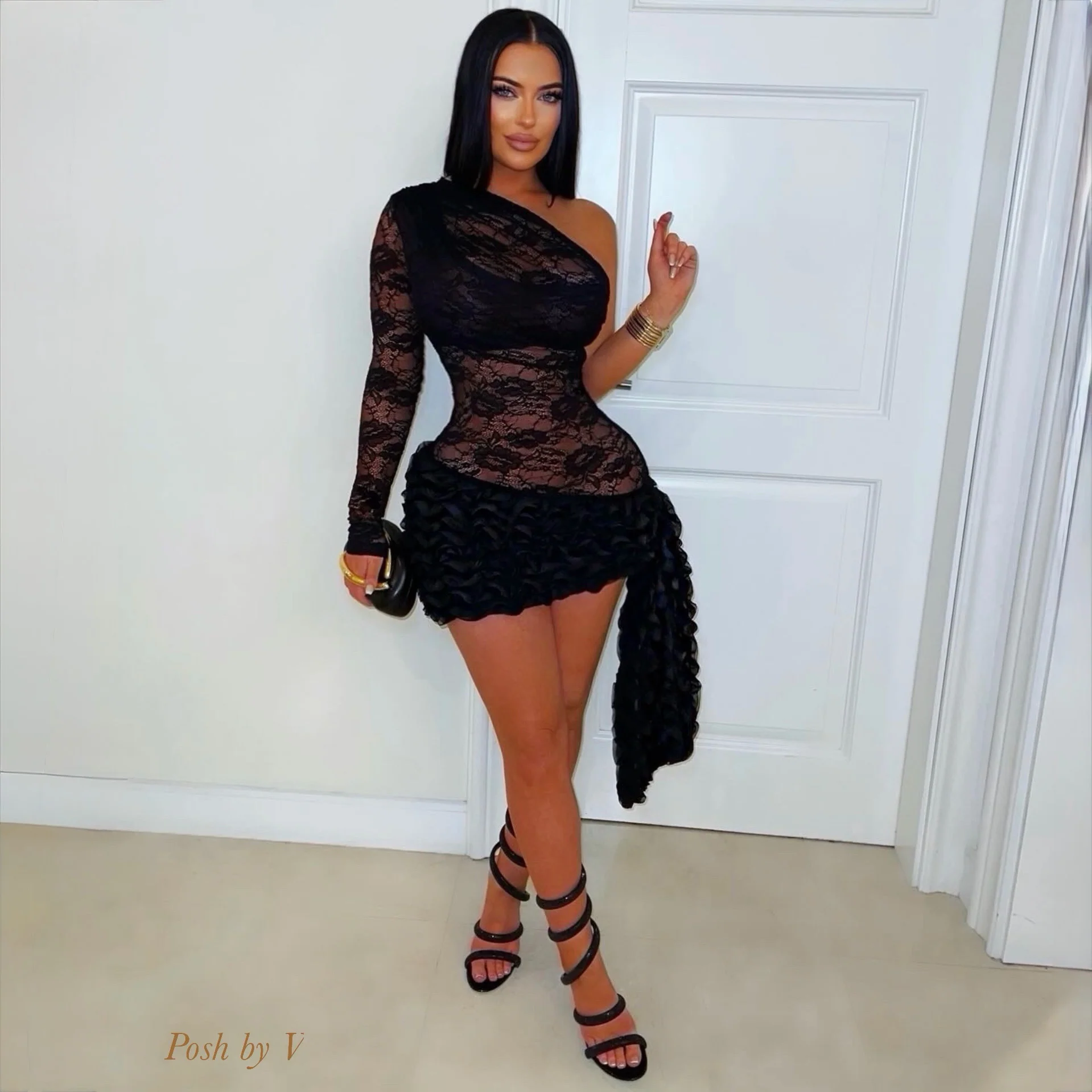 Vique luxe lace dress (Black)
